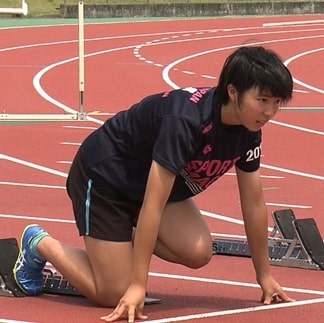 御家瀬緑 日本陸上選手権100m優勝 インターハイ連覇 急成長の理由は 狙うは高校歴代1位のタイム 女性アスリートpickup